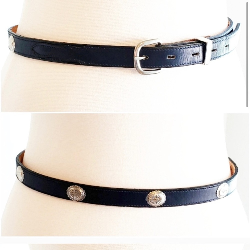 Navy blue belt